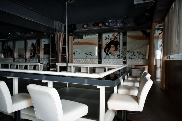 BOOBS Gentlemen's Club - Munich's finest Tabledance - Bar & Nightclub